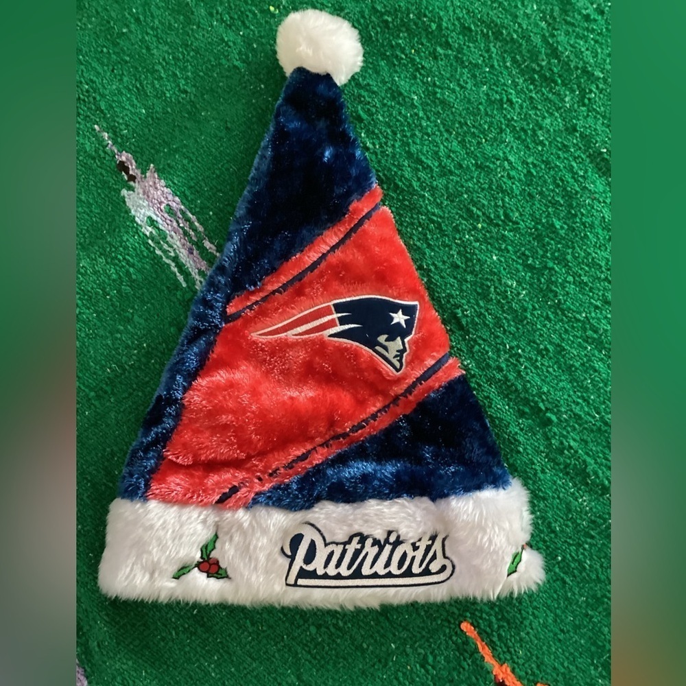 Forever Collectable New England Patriots Holiday Hat -O/S